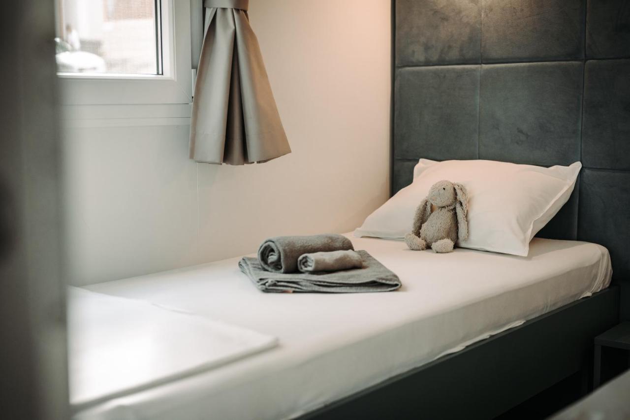 Sea House Pool & Jacuzzi - Privilege Point Camping & Villas 셀스 외부 사진